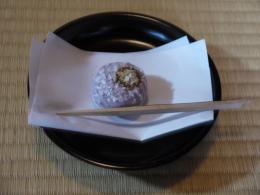 新春花あそび～主菓子白梅